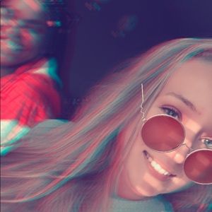 Meet your Posher, Kaija